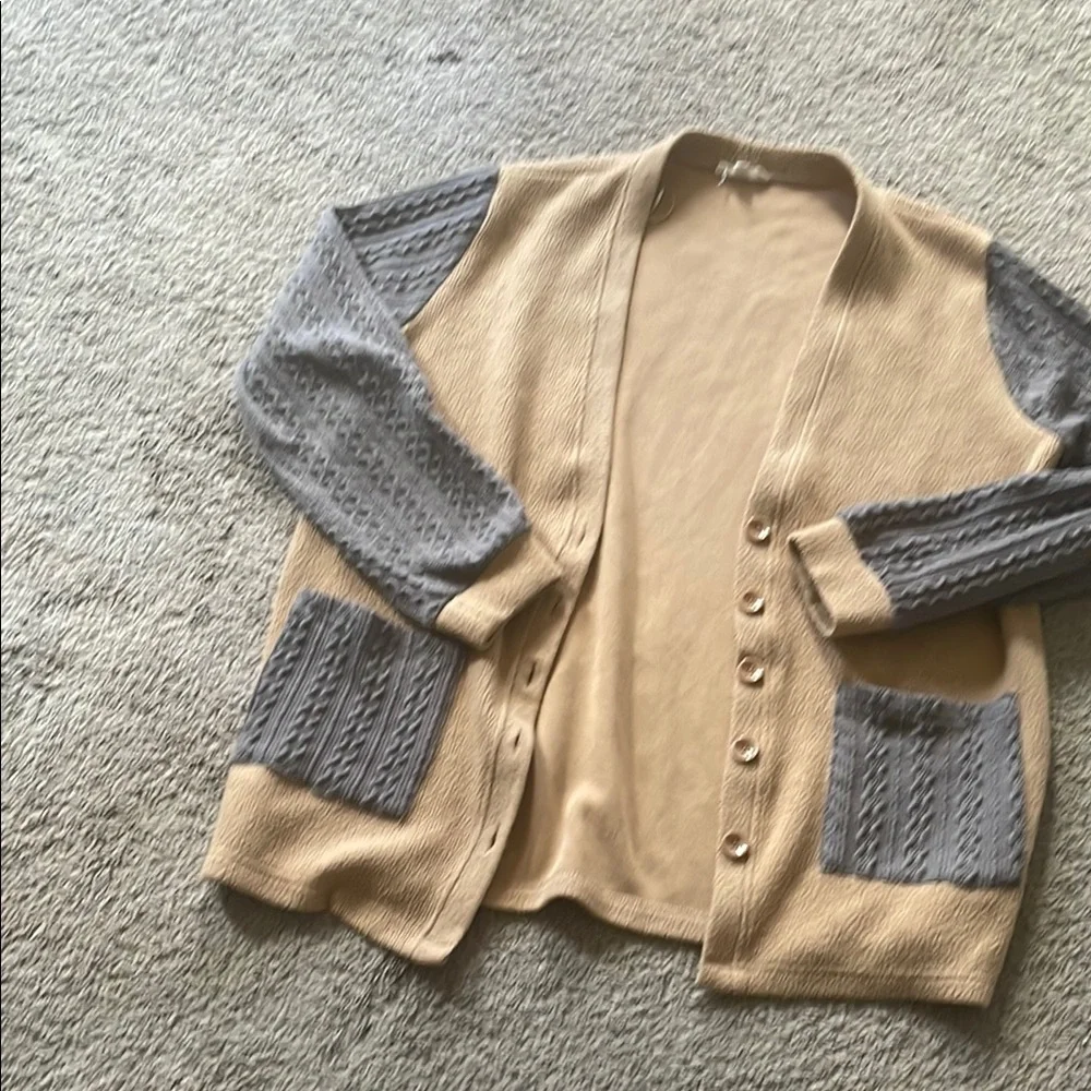 Vici Stylish Tan and Gray Women's Sweater - Picture 2 of 4